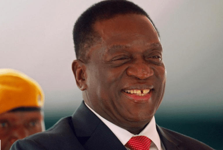 Emmerson Mnangagwa : un retour plein d’espoirs