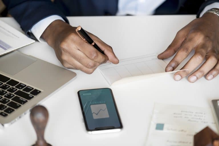 L’Afrique doit passer maintenant de la dépendance à la diversification