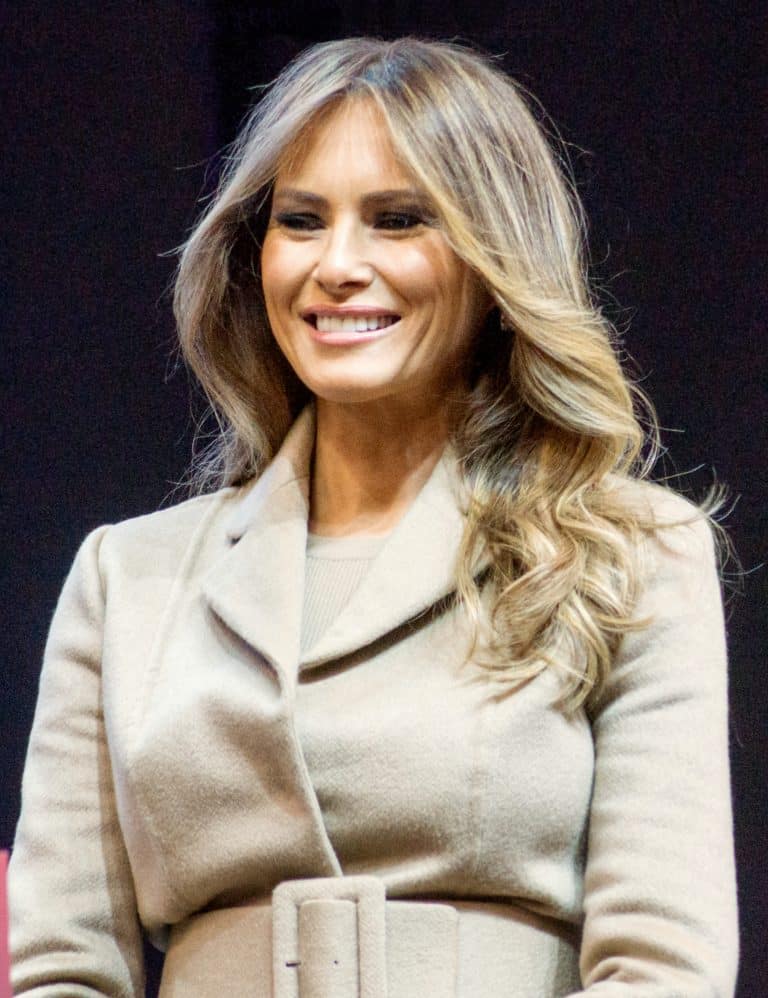 Melania Trump : une première dame américaine arrive au Ghana pour un voyage solo en Afrique