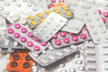 Le développement des produits pharmaceutiques contrefaits en Afrique de l’Ouest