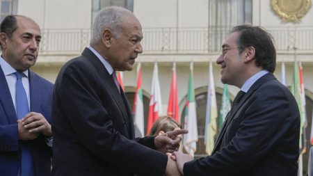 Le numéro deux du Fatah plaide pour l'observance du cessez-le-feu en plein conflit à Gaza