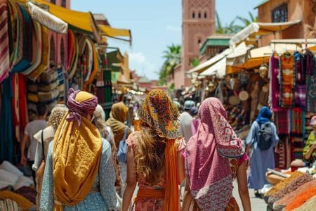 Vacances au Maroc : pourquoi tant de Marocains préfèrent partir à l'étranger malgré des offres locales