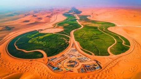 Ce désert de Taklamakan plus vaste que l'Allemagne , enfin maîtrisé : 600 000 travailleurs pour un chantier titanesque