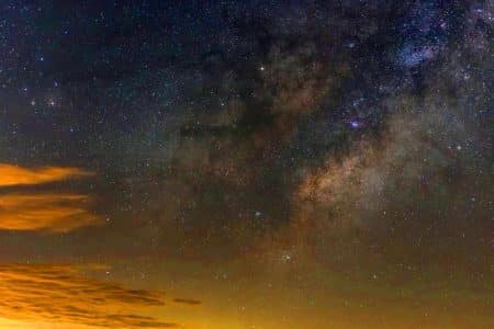 Ce site astronomique africain vieux de 7 000 ans défie l’Europe et réécrit l’histoire des étoiles Ce site astronomique africain vieux de 7 000 ans défie l’Europe et réécrit l’histoire des étoiles