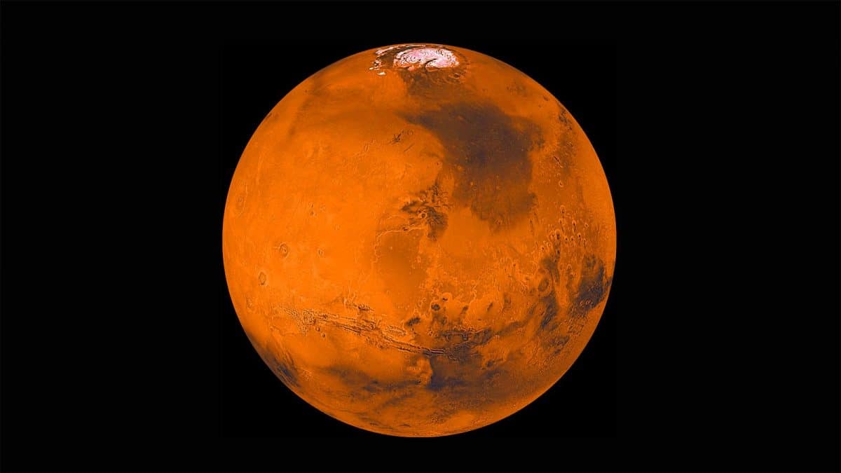 Ce volcan titanesque a fait basculer Mars de 25° : découvrez la planète rouge comme vous ne l&rsquo;avez jamais imaginée