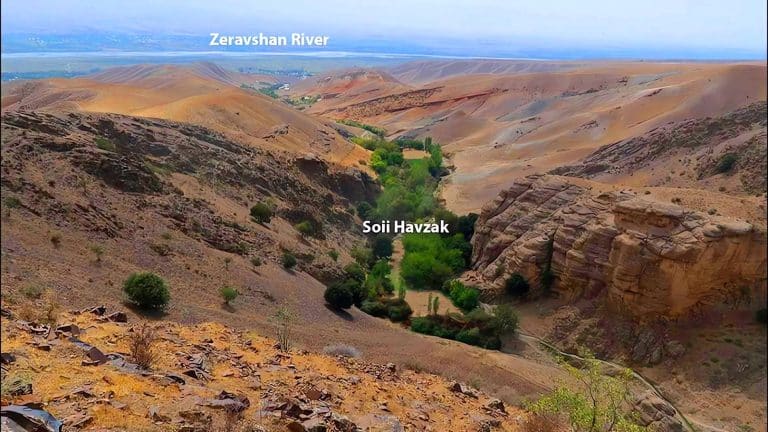 Un abri sous roche vieux de 150 000 ans révèle une étape cruciale sur la route empruntée par trois espèces humaines : Homo sapiens, Néandertaliens et Dénisoviens