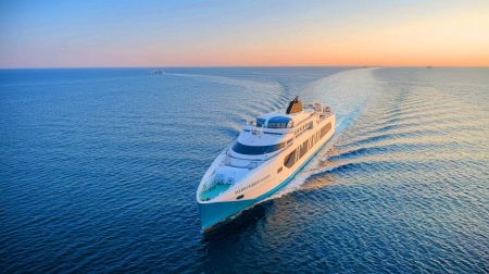 Ce ferry high-tech ultra rapide relie le Maroc à l'Europe en 40 minutes : une révolution maritime inédite en Méditerranée
