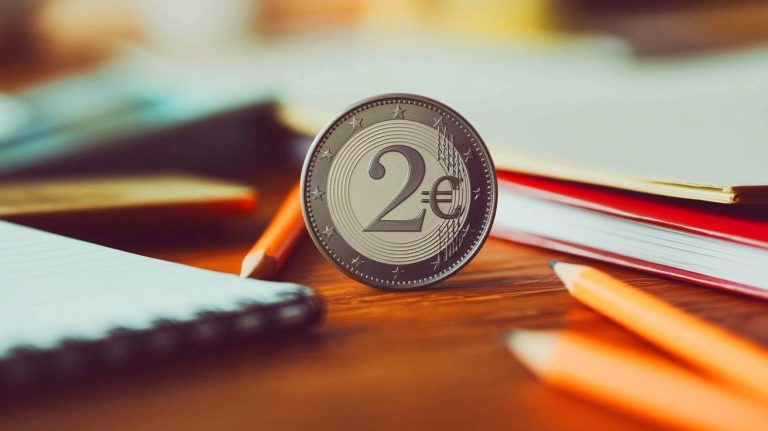 « Elle valait 2€, elle en vaut 500 sur eBay » : cette pièce offerte aux écoliers pour les JO 2024 déchaîne les passions malgré ses millions d’exemplaires en circulation