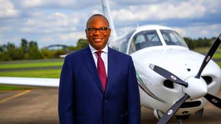 « L’Afrique en émoi » : cet homme déchaîne les passions en finançant l’aviation US tout en affrontant une guerre chez lui