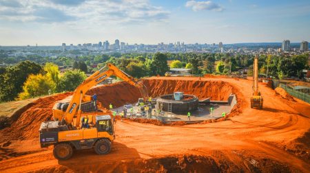« Une soif éteinte pour toujours » : cette mégastructure française métamorphose Kampala
