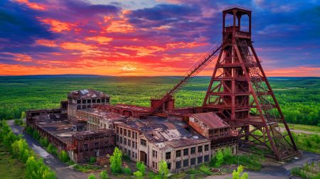 « Nous avons perdu des milliards » : un gisement d'uranium colossal ignoré depuis 10 ans, scandale industriel inouï qui bouleverse l'économie