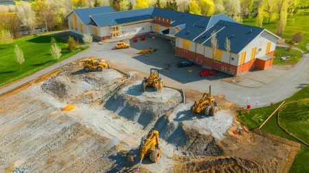 « Une source d'énergie inouïe sous nos pieds » : un gisement géothermal exceptionnel surgit à 200 mètres sous une école, travaux imminents en mai 2025