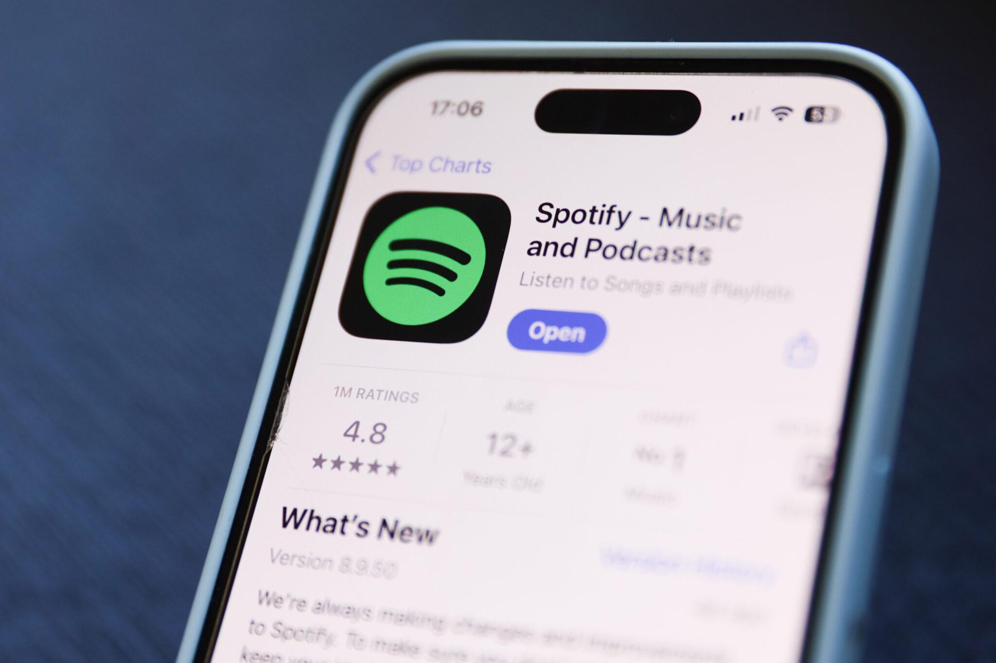 Cette photo d'illustration montre Spotify sur l'App Store.