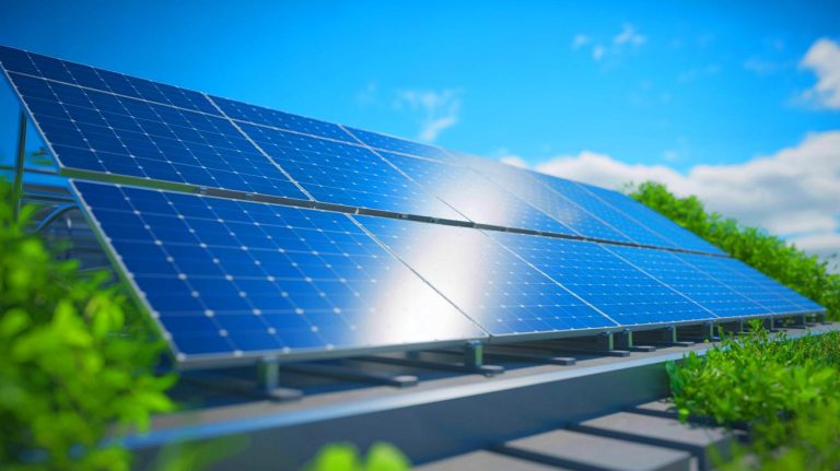« Ils ont trouvé l’ordre dans le chaos » : un physicien révèle la découverte qui bouleverse toutes les certitudes sur l’efficacité des panneaux solaires