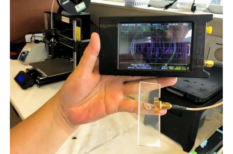Appareil de poche pour détecter la présence d'E. coli en quelques minutes