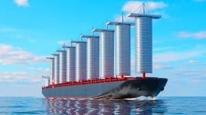 Illustration de l'innovation dans le transport maritime avec le cargo Grand Pioneer équipé de voiles rotatives.