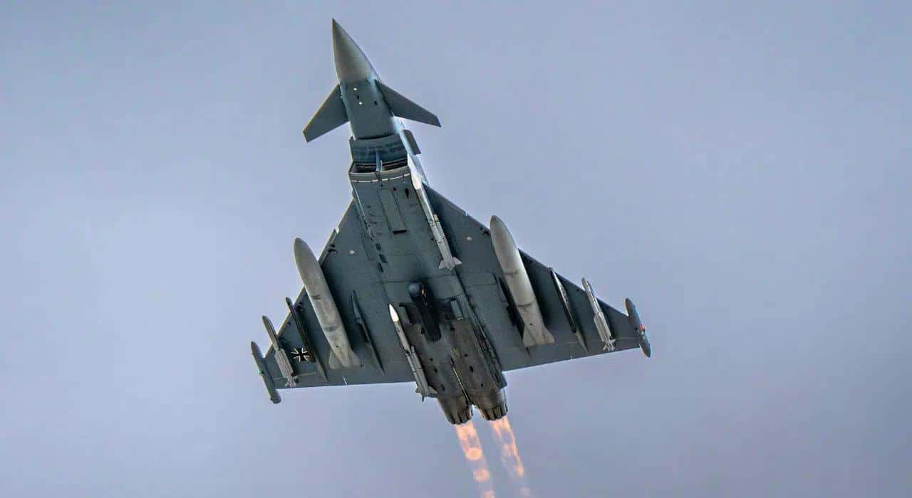 En résumé, l'Eurofighter a progressé pour ne plus être seulement un avion de chasse polyvalent